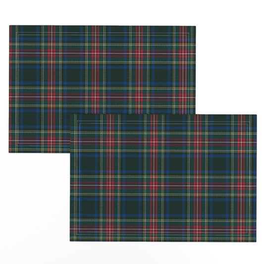 Classic Tartan Christmas Placemats, Set of 2, Vintage Christmas Nostalgia. Holiday Table Decor, Festive Dining, Table Setting, Plaid