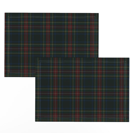 Classic Tartan Christmas Placemats, Set of 2, Vintage Christmas Nostalgia. Holiday Table Decor, Festive Dining, Table Setting, Plaid