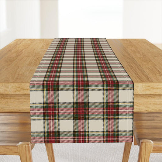 Christmas Table Runner, Classic Vintage Tartan Ralph Lauren Inspired Holiday Home, Christmas Dinner Table Entertaining Decor